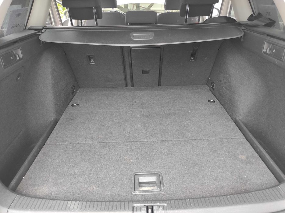 Vendo Volkswagen Golf 7 Variant 1.6 TDI Comfortline