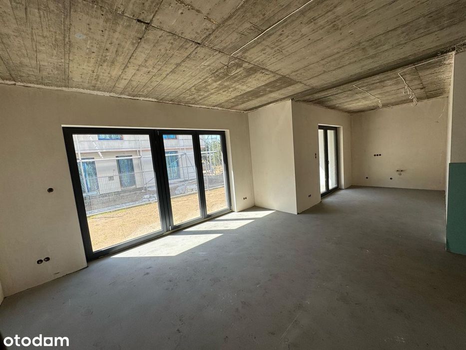 Nowy apartament z ogródkiem w sąsiedztwie lasu