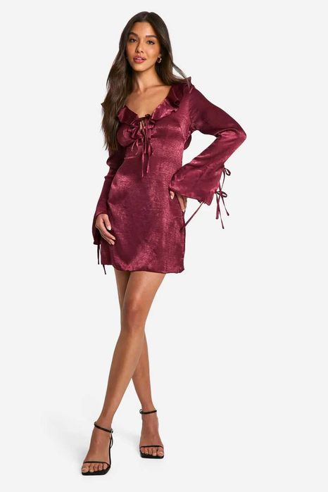 Бордова сатинова сукня Boohoo