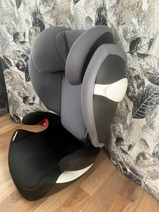 Fotelik Cybex Solution M | 15–36 kg | R44/04 | Graphite Black