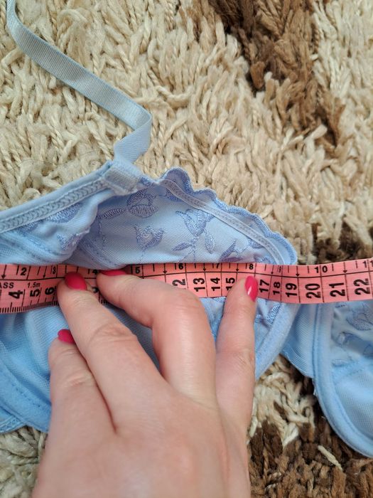 Бюстгальтер мягкая чашка