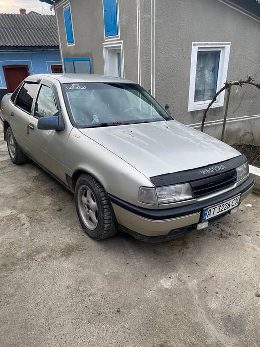 Опель вектра на ходу хороший стан