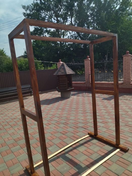 Весільна арка.