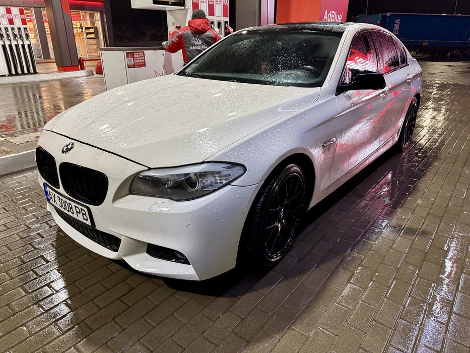 Продам BMW 528i f10 задній привід
