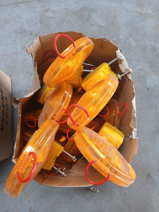 Lampy drogowe ostrzegawcze