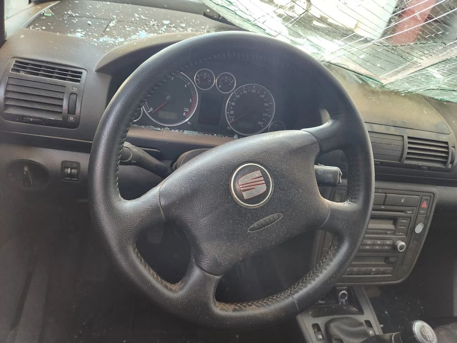 Seat Alhambra 2.0 de 2007 ás peças.