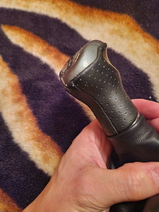 Manete de velocidades ibiza  6l fr e centros de jantes