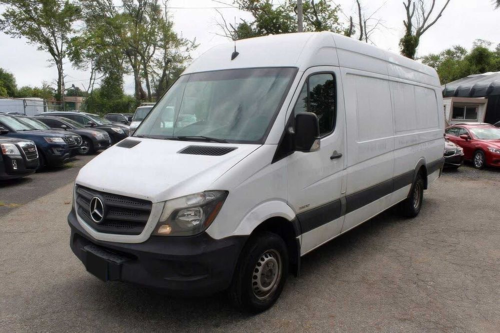 Mercedes-Benz Sprinter      2015