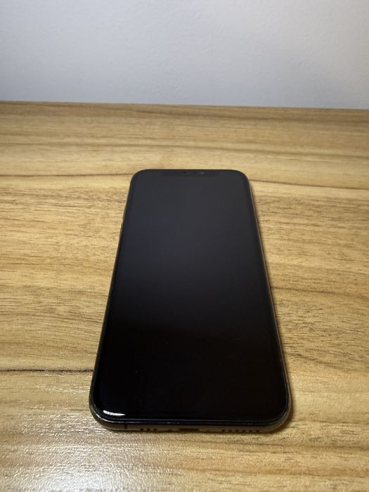 Продам iphone 11 pro 64gb