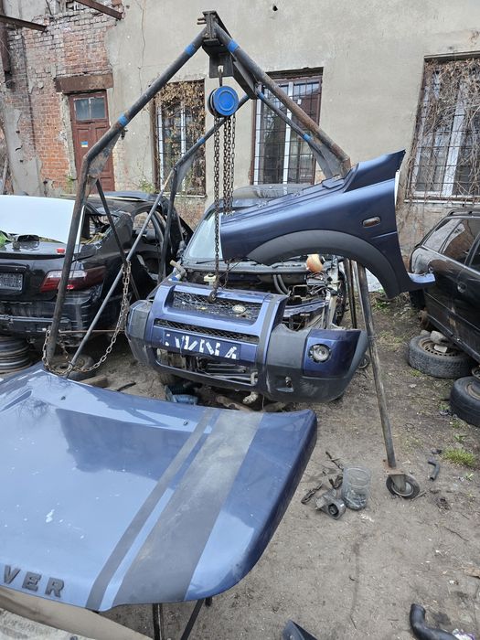 Бампер передний Land Rover Freelander 1 рестайлинг 2003 - 2006 Ленд Ровер Фрілендер 2004 год передній в сборе
