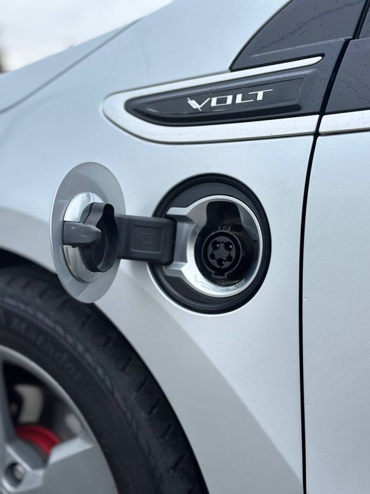 Шевроле вольт гибрид