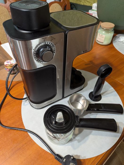 Ekspres do kawy kolbowy