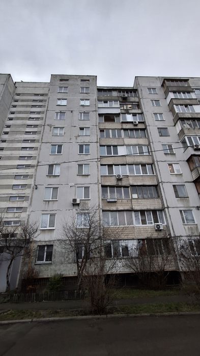 Продаж 1 кімн. квартири  Закревського 31В