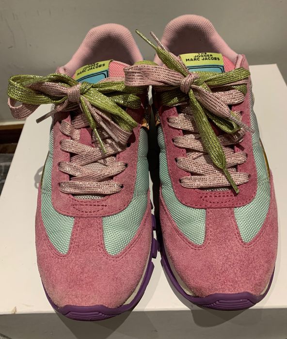 Sapatilha marca Marc jacobs