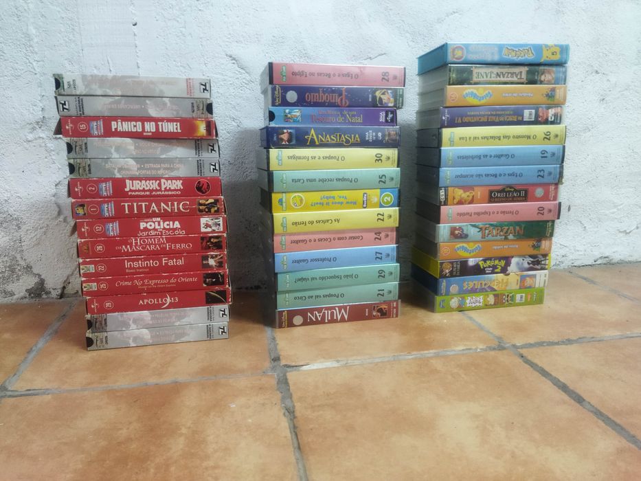 Cassetes VHS, desenho animado, filmes documentos rua sésamo novos