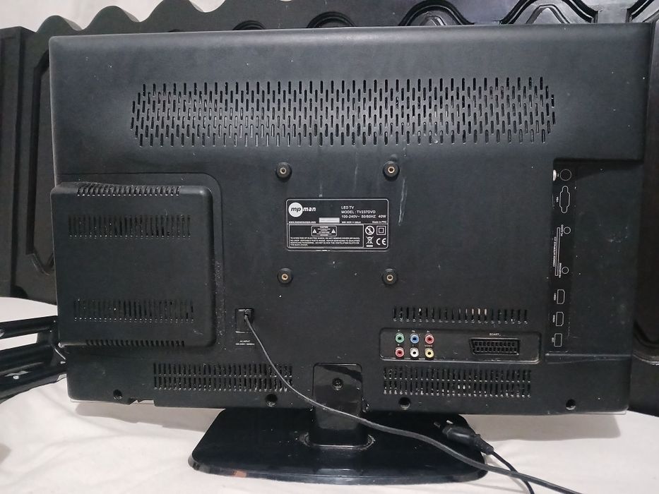 TV LED 23" Mp Man com Leitor de DVD Integrado - HDMI/VGA