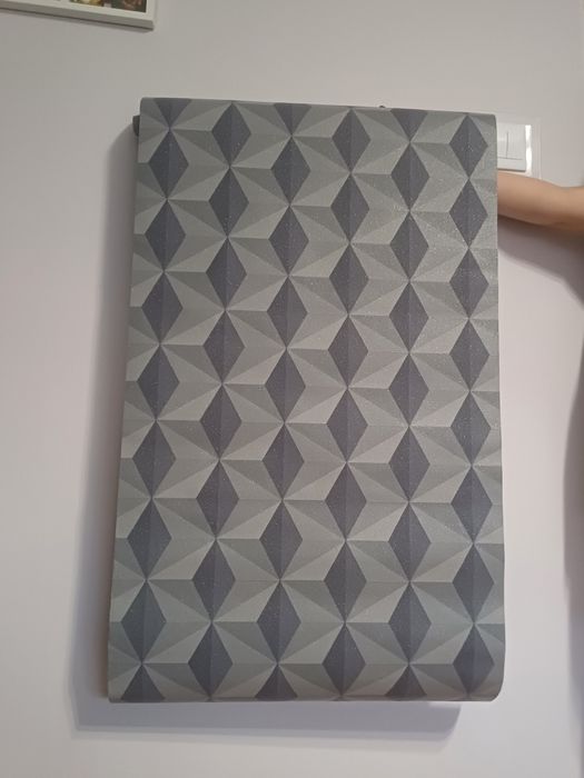 2 rolki tapety ściennej