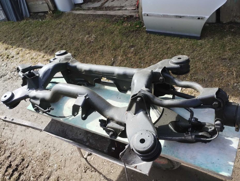 Wózek sanki zawieszenie tył passat b5 syncro 4x4 4motion kołyska belka