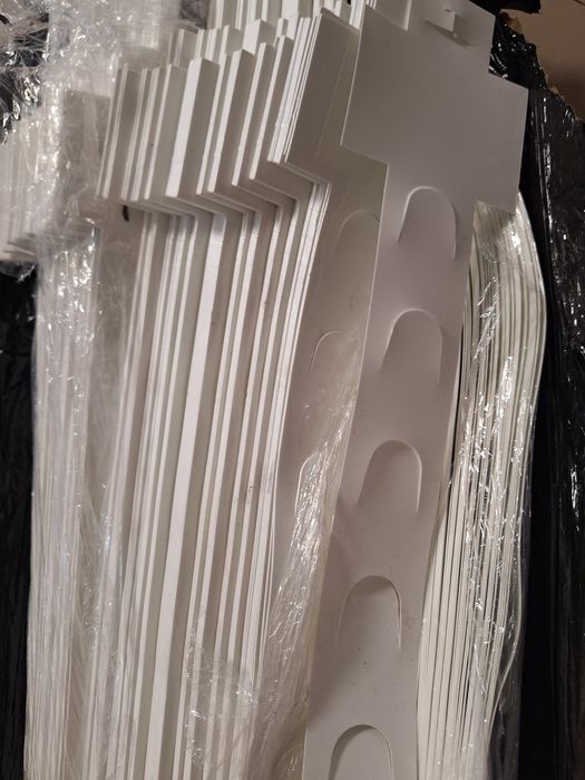 Стрічка для підвішування товару вертикально 13 гачків