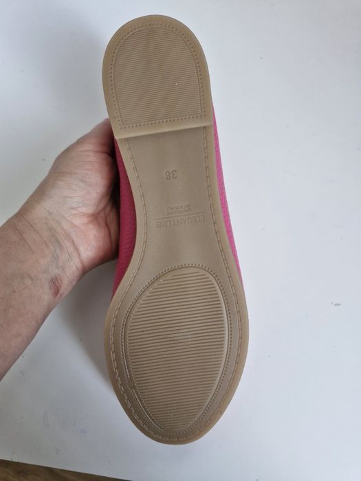 Балетки жіночі.         .