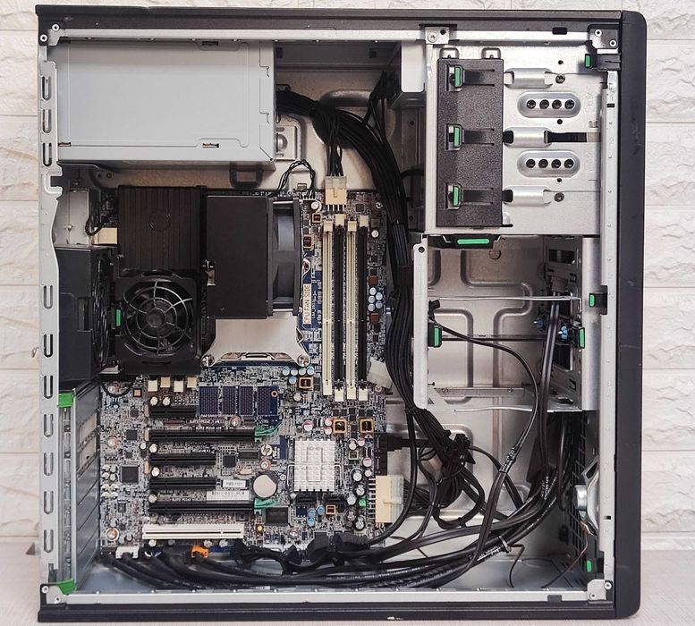 Робоча станція HP z420 s2011 під збірку - повний комплект