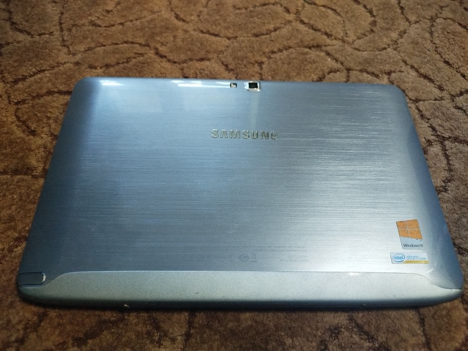 Планшет Samsung ativ 500