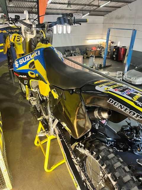 Suzuki RM 125 2 tempos ano 2000