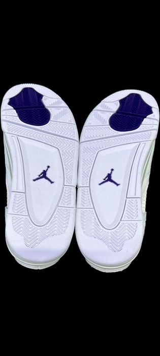 Jordan 4 metallic purple