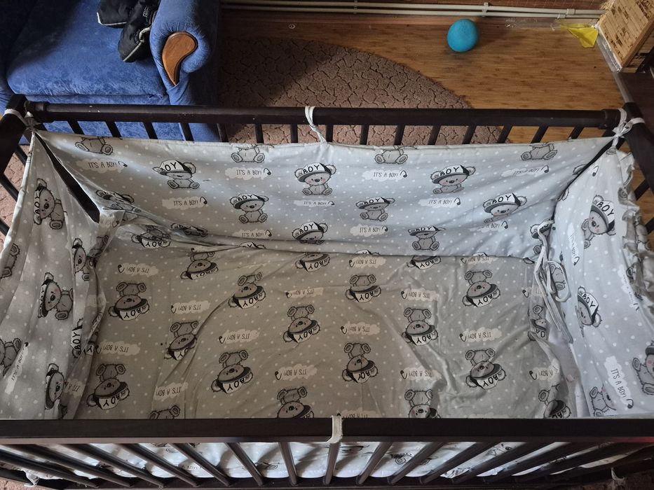 Продам детскую кроватку  б/у