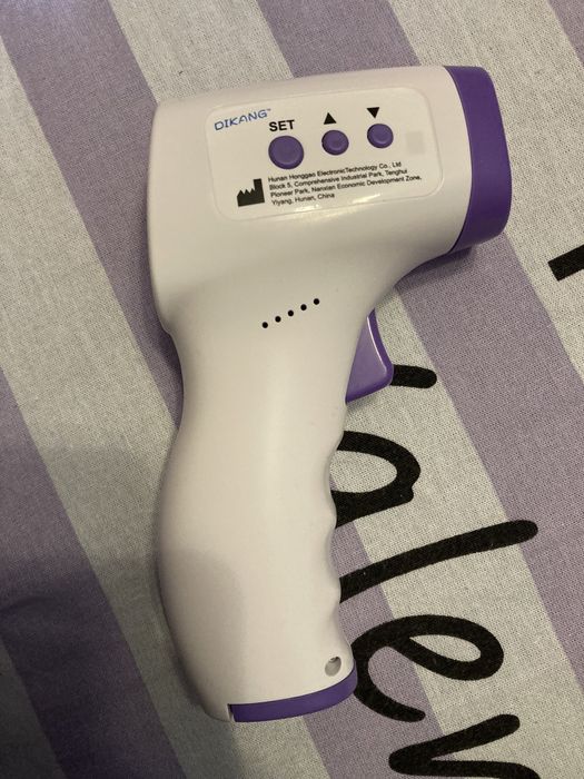 Бесконтактный инфракрасный термометр DIKANG HG-01