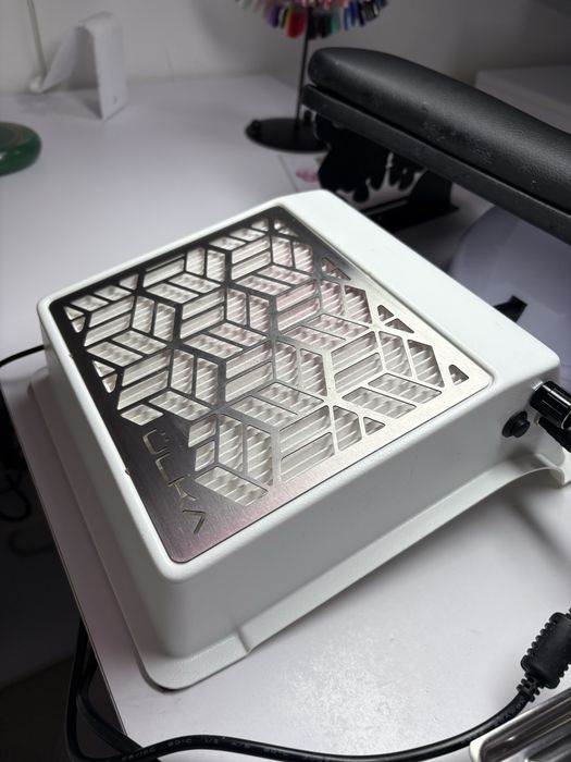 Вытяжка для маникюра ULKA