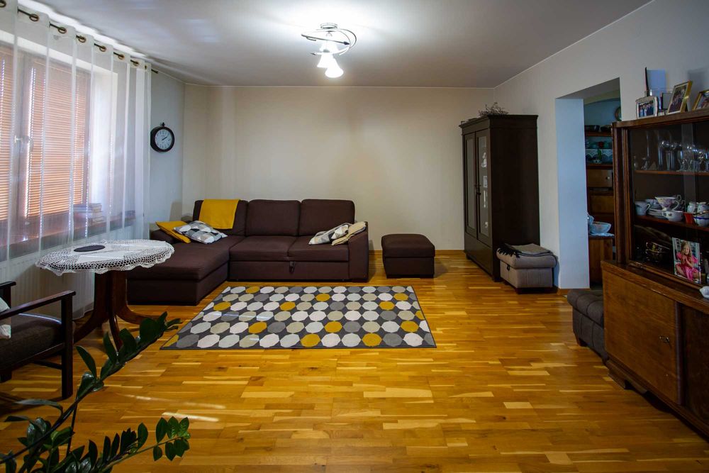 Dom 150m2 pow. użytkowej na działce 1600 m2, w Obrze