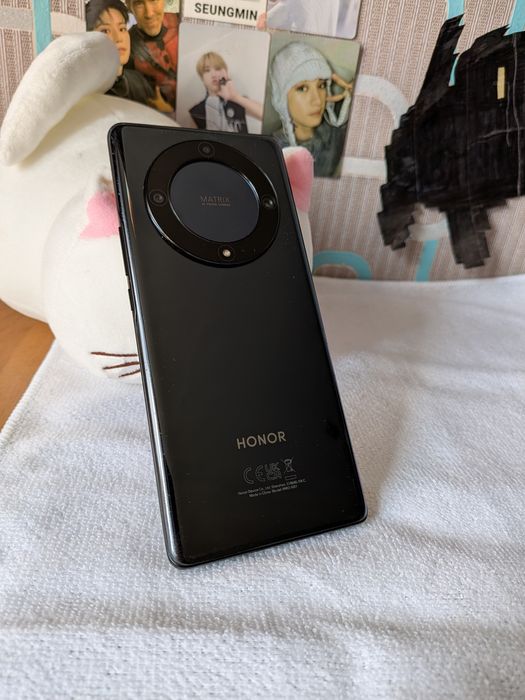 Honor magic 5 lite 8:256