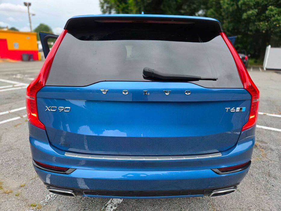 Volvo XC90 T6 R-Design      2016