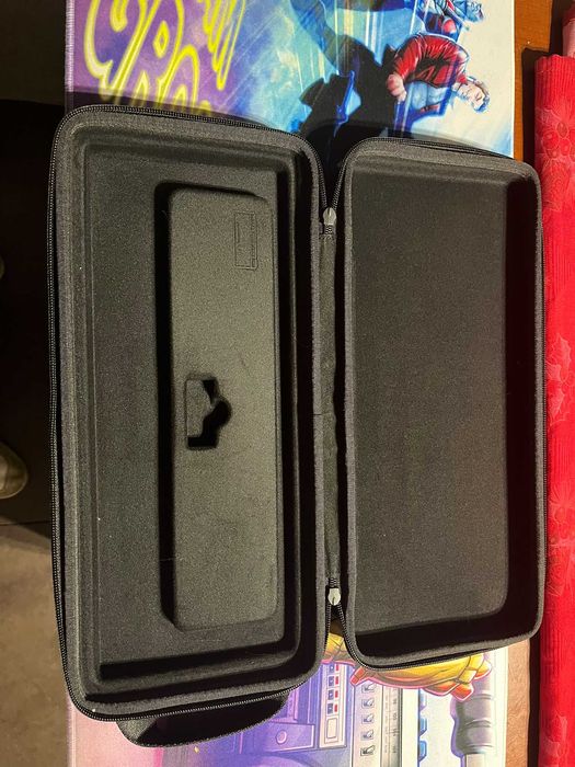 Teclado Mecânico Logitech PRO X TKL (Pouco Uso)