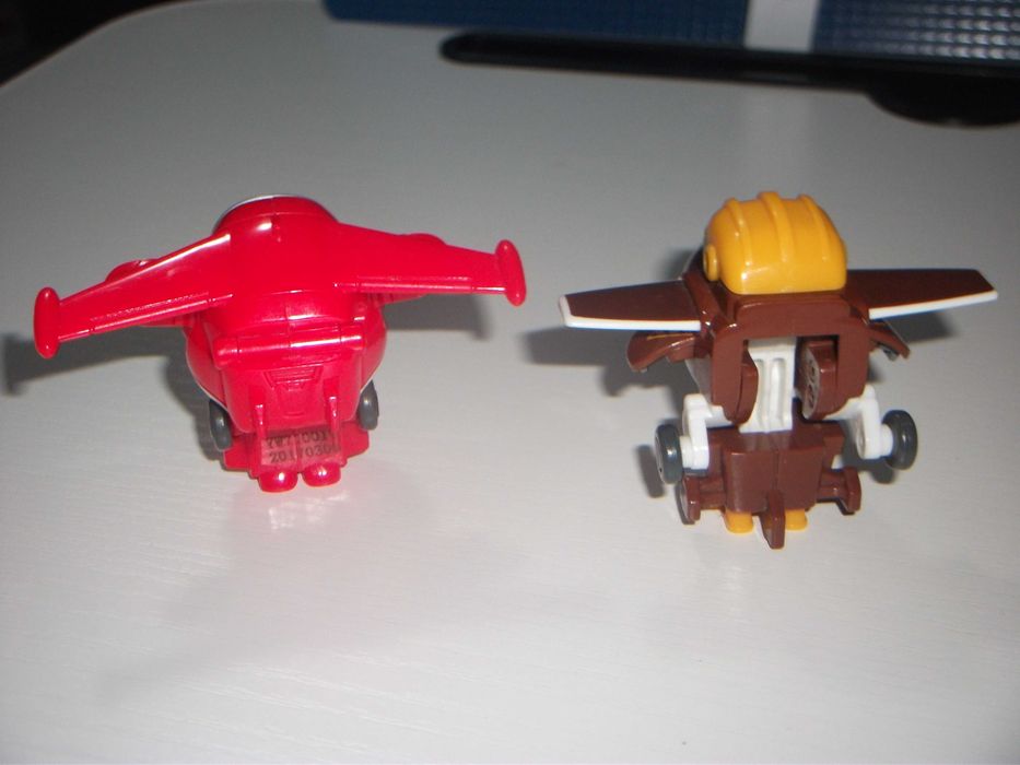 Super Wings Transforming Toy Figures Jett & Todd