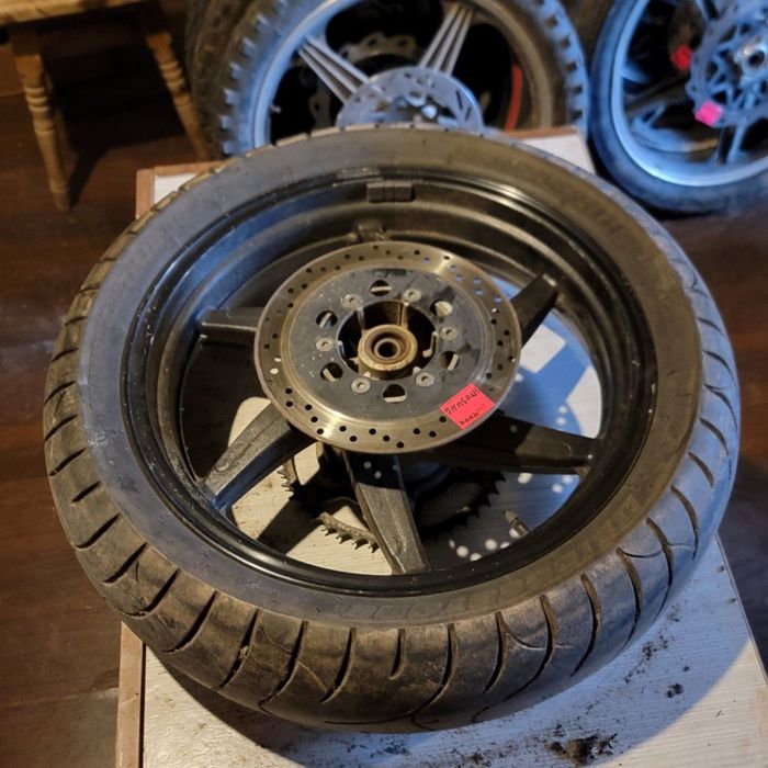Задній диск на HYOSUNG GT250R/GT650R