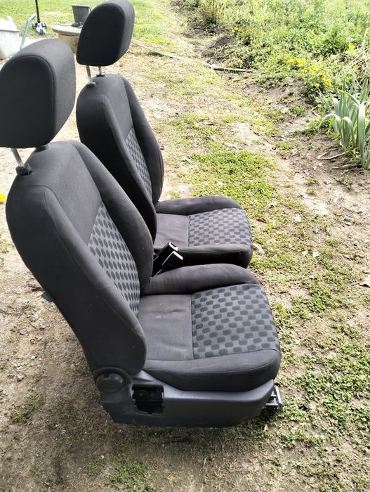 Сидіння Freelander 2 Land Rover