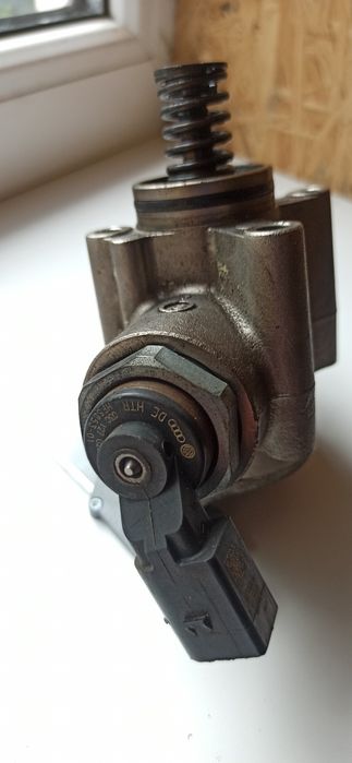 ТНВД Volkswagen Golf V FSI