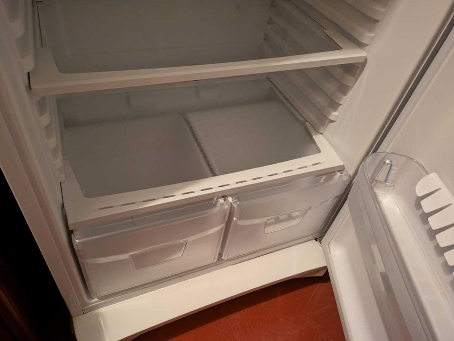 Frigorífico marca indesit