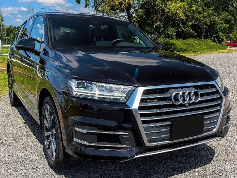 Audi Q7      2019