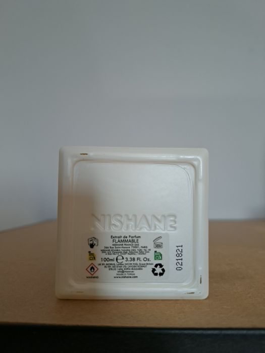 Nishane Hacivat 100ml ubytek