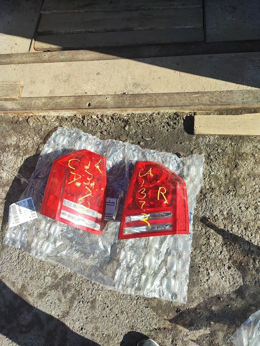 Фонари задние Chrysler 300c SRT8