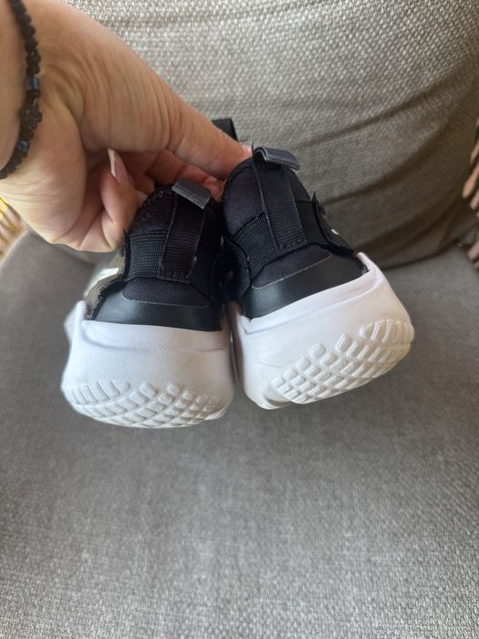 Оригінальні кросівки Nike Flex Runner