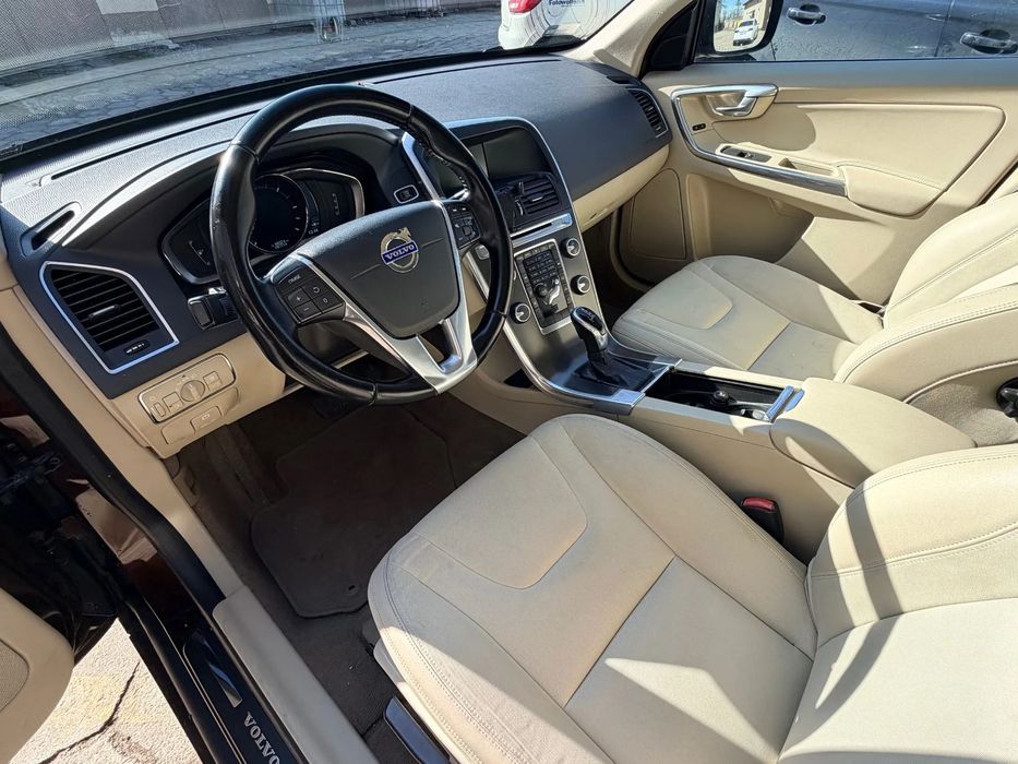 Volvo XC 60 D5, AWD, Salon Polska, zadbany, jasny, serwisowany, po przeglądzie