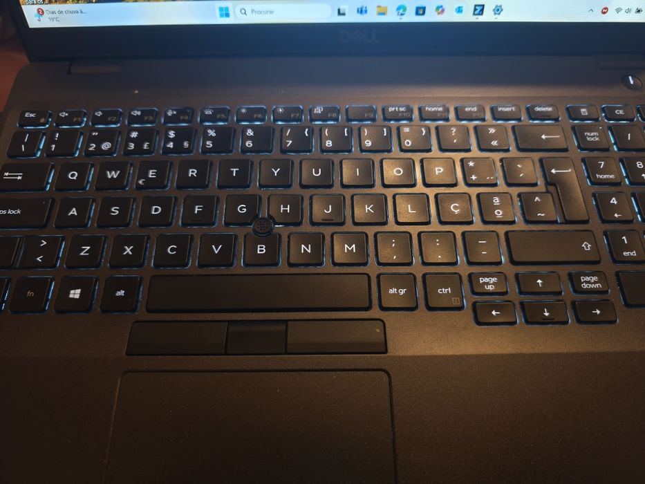 Dell Latitude 5500 Laptop64552099182210121