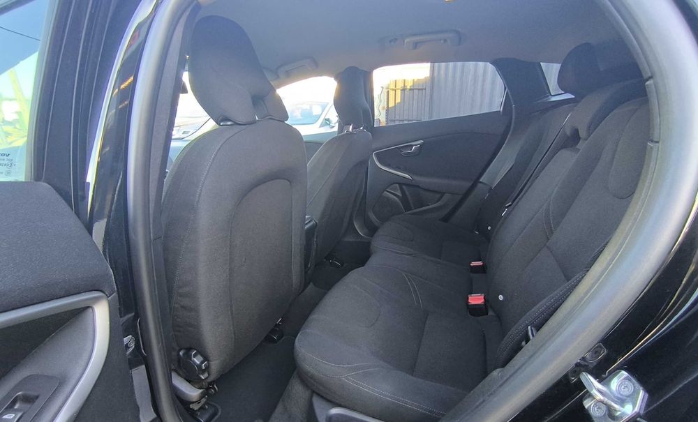 V40 2.0 D2 Inscription Geartronic 120cv cx Aut.