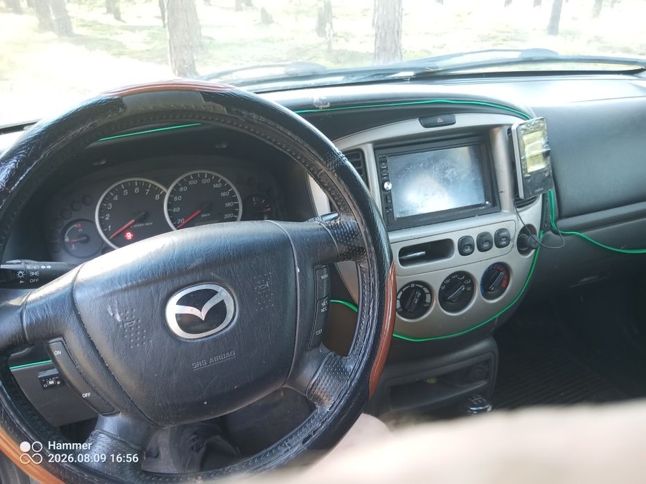 Mazda Tribute