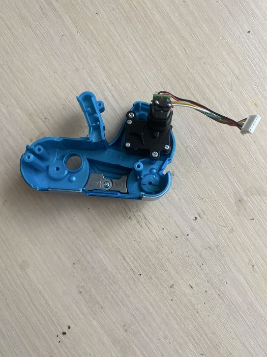 Cozmo запчастини