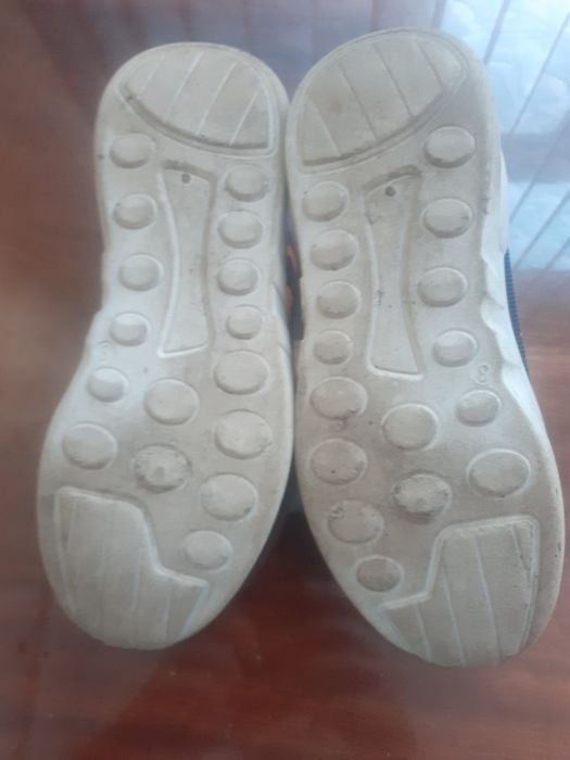 Продам макасіни .